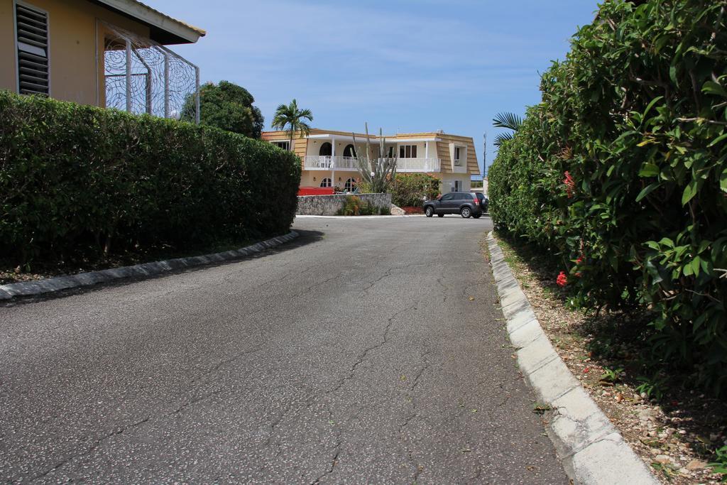 The Atrium At Ironshore Μοντέγκο Μπέυ Εξωτερικό φωτογραφία